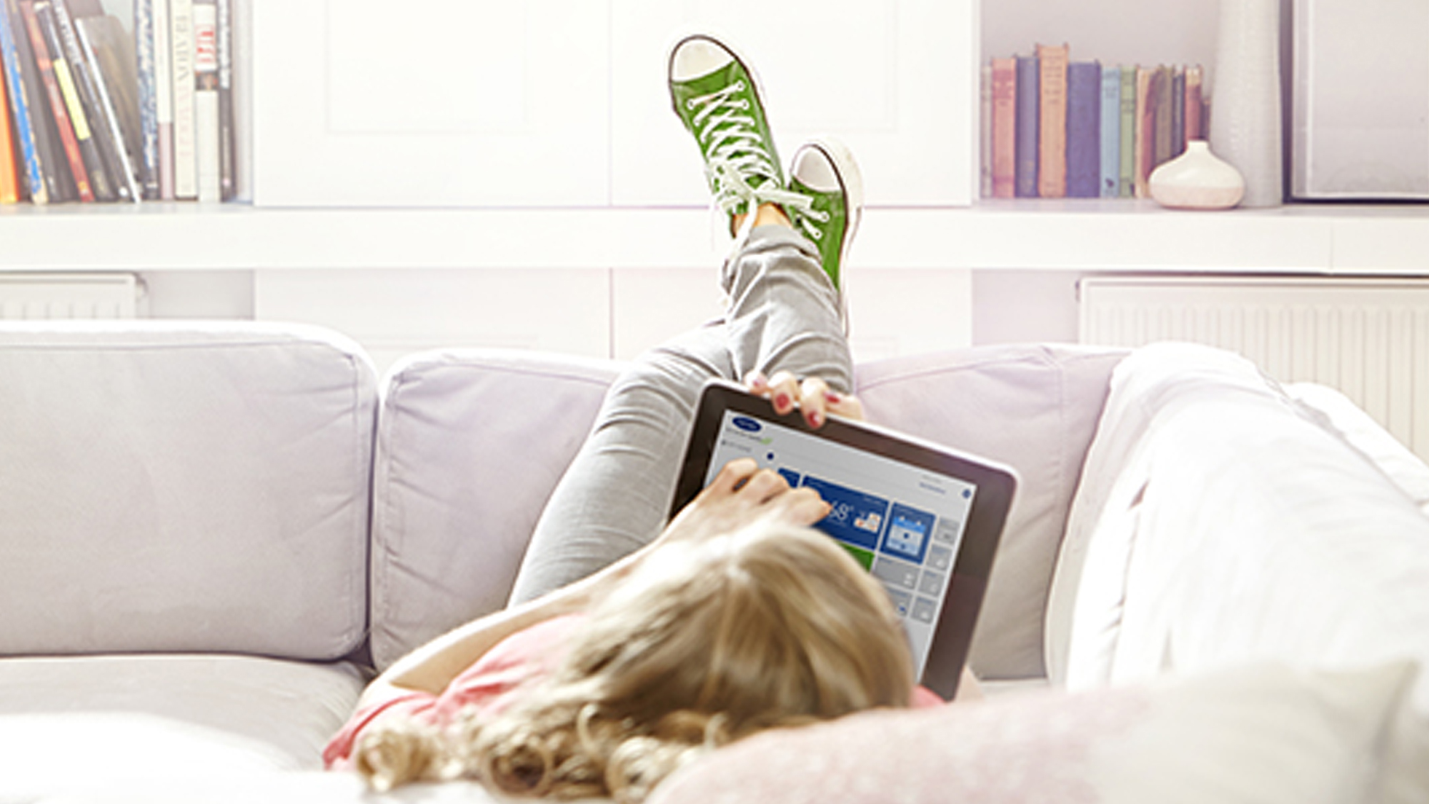 Girl-Tablet-Couch-Carrier